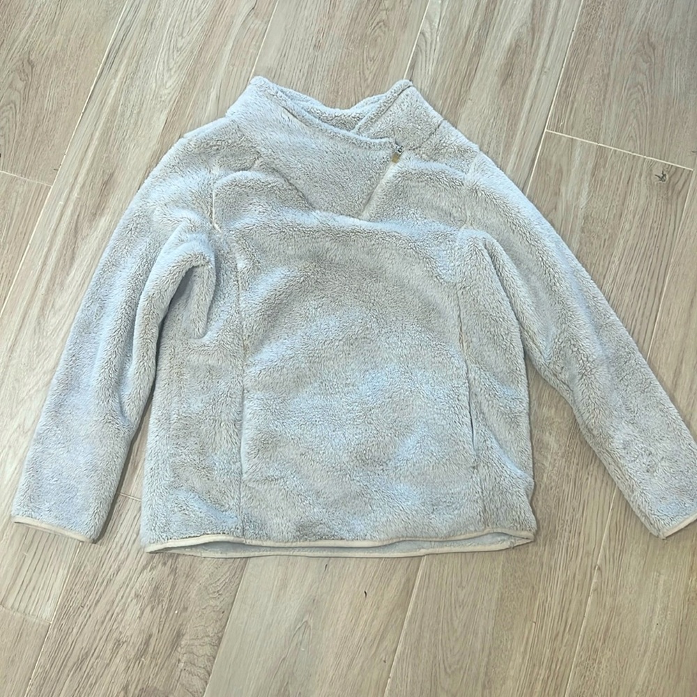 Pullover Jacket